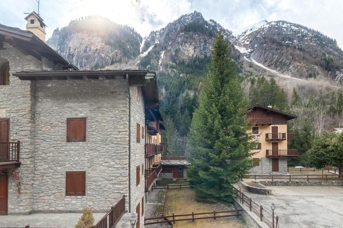 10 Min. Da Courmayeur Elegante Appartamento Pré-Saint-Didier Exterior foto